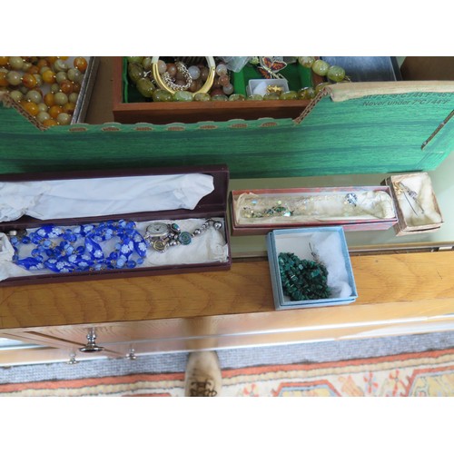 82 - A Selection of Costume Jewellery