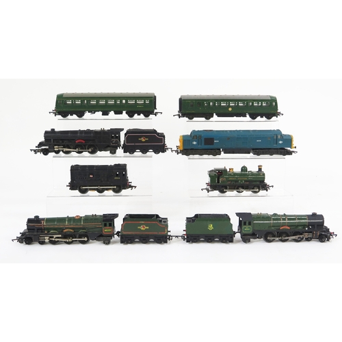 Triang OO Gauge Group Including R157/R158 2 Car DMU, various steam and ...