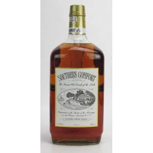 1090 - Southern Comfort Liqueur 1.75Lt with built in pourer (party bottle).
ALCOHOL IS SOLD FOR OFF-PERMISE... 