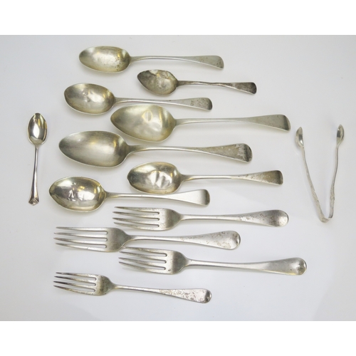 559 - Assorted silver flatwares, various makers and dates, 536g, 17.25ozst