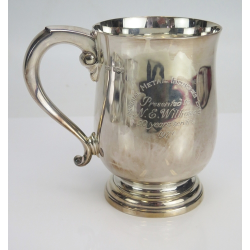 582 - An Elizabeth II silver mug, maker James Dixon & Sons Ltd, Sheffield 1971, inscribed, 393.5g, 12.65oz... 