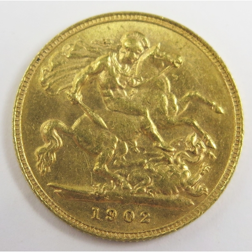 689 - Edward VII 1902 gold half sovereign