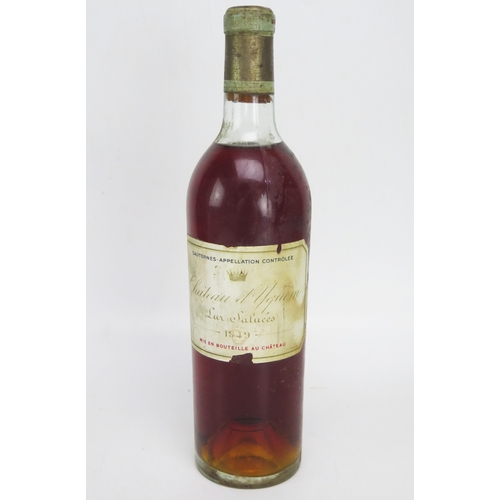 1071 - A single bottle Chateau d'Yquem, 1949 Sauternes. One bottle.
ALCOHOL IS SOLD FOR OFF-PERMISES CONSUM... 