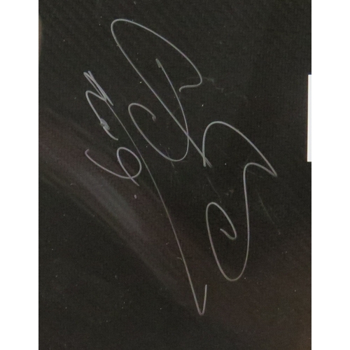10 - Jenson Button, Formula 1 ; signed rear wing end plate with No 7 from the 2007 BAR Honda car, togethe... 