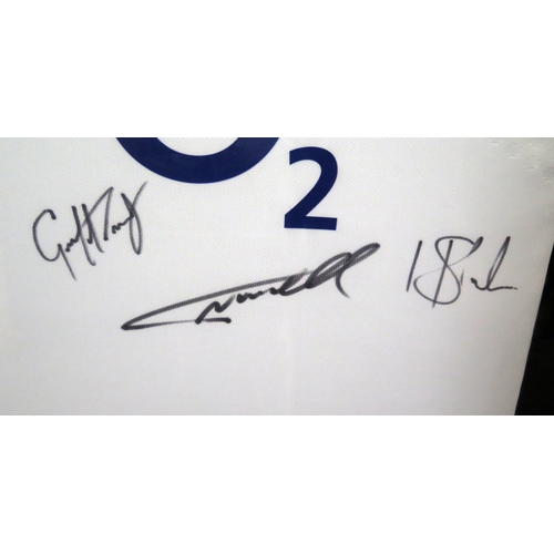 17F - A English rugby shirt, signed by Exeter chiefs and international players Geoff Parling, Jack Nowell ... 