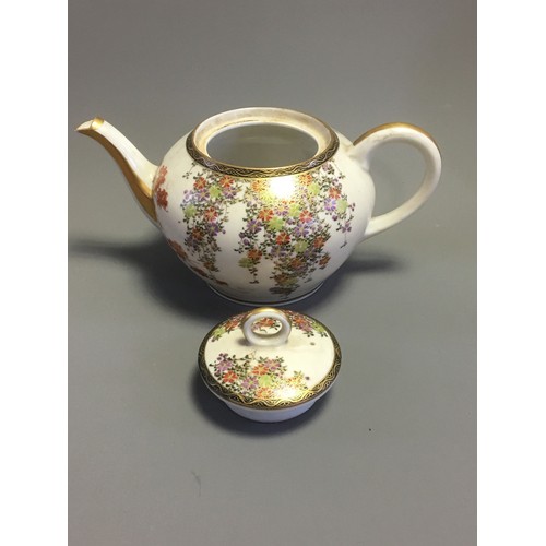 89 - Circa 1920's Japanese Satsuma Part Tea Service 21 Pieces to include the Tea Pot Gilt Design with Wis... 