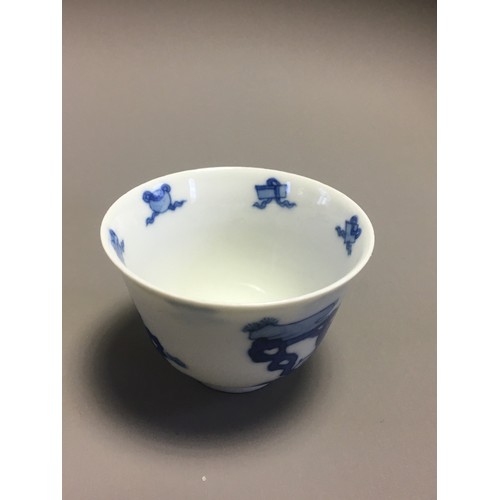 90 - Good Selection of Oriental Blue and White Wares, Antique and other various regions and Countries.