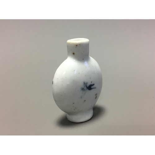 95 - Chinese 19th Century Blue and White Decorated Snuff Bottle, Hand Decorated with Lone Seated Immortal... 