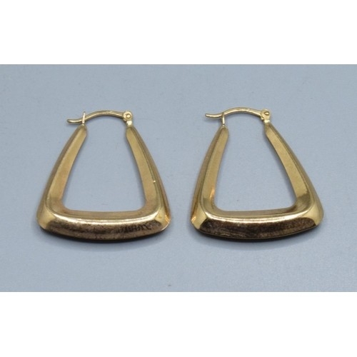 2504 - 9ct gold Triangular shape hoop earrings 2.5cm drop, 2.2cm widest , 0.4cm thickest