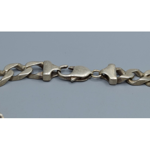 2507 - 925 silver flat link bracelet with lobster claw catch 23cm long, 0.9cm wide, 30grams