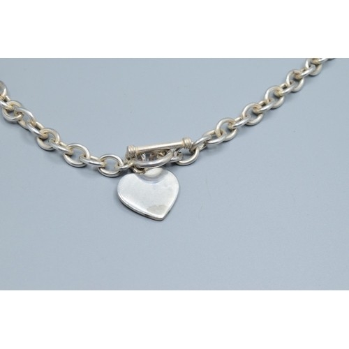 2557 - 925 silver heart neck chain with T-bar catch 44cm long links 0.70cm wide 45 grams