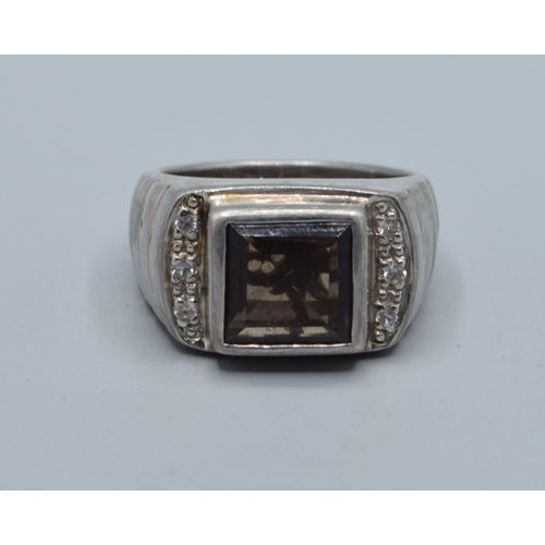 2566 - 925 silver gents heavy Smokie quarts square face signet ring with clear stone side decoration size U... 