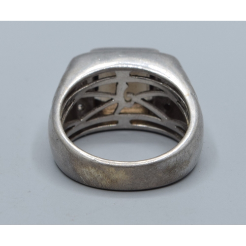 2566 - 925 silver gents heavy Smokie quarts square face signet ring with clear stone side decoration size U... 