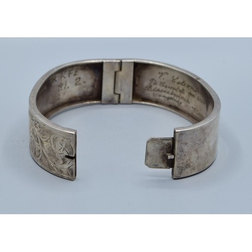 2606 - Vintage 925 silver scrolled bangle. 25grams