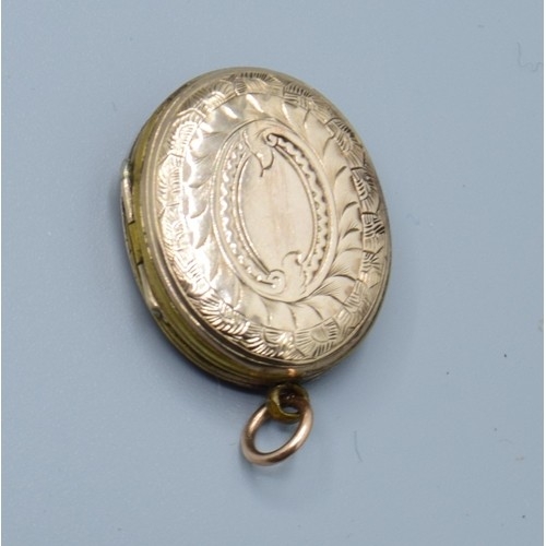 2613 - Antique Victorian 9ct gold back and front locket 2.1cm x 1.6cm not including the bale 5.3grams