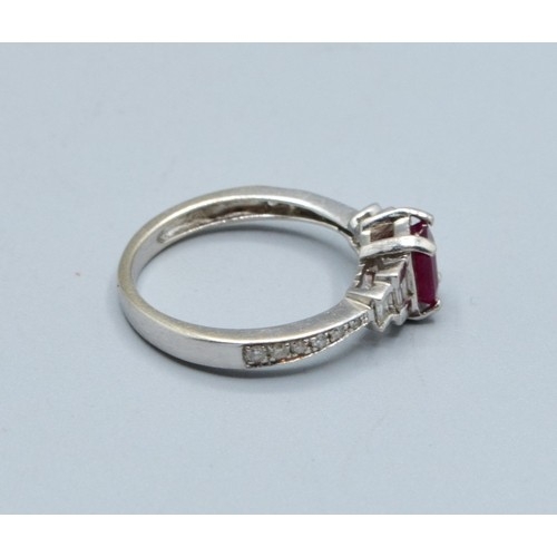 2622 - Quality 14ct white gold ladies Ruby and Diamond ring having both baguette and round cut Diamonds est... 