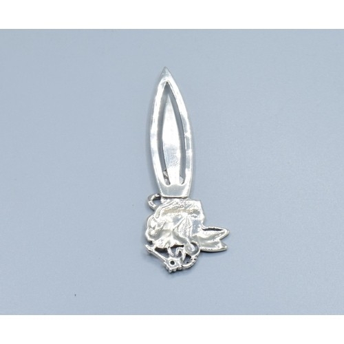 2626 - 925 silver Fairy bookmark with Emerald wand