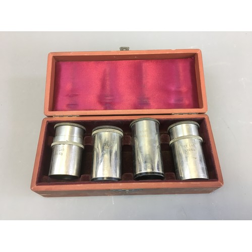 11 - E.Leitz, Wetzlar Cased set of 4 Microscope Eye Lenses. Geo Lab 944 b,c,d,e.