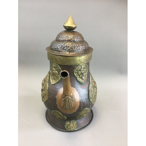 26 - Large Tibetan 19th Century Copper and Brass Decorated Water Ewer. Makala Caboch.H 36cm