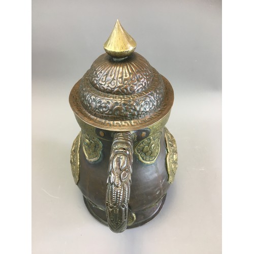 26 - Large Tibetan 19th Century Copper and Brass Decorated Water Ewer. Makala Caboch.H 36cm