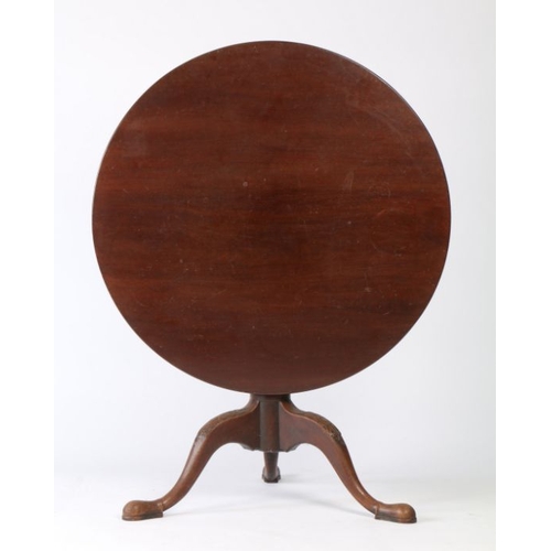 150 - George III mahogany tripod table, the circular tilt top raised on a turned stem and tripod legs, 92c... 