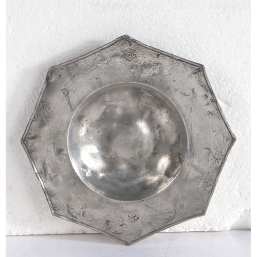 70 - A rare Henry VIII pewter octagonal-shaped saucer, circa 1540

 The broad rim with slightly convex si... 