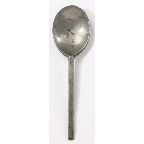 232 - A Charles II pewter slip top spoon, circa 1680

 Having a relatively straight flattened-hexagonal st... 