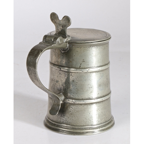 59 - A William & Mary pewter OEAS pint flat-lid and double-banded flagon, circa 1690

 The lid with under... 