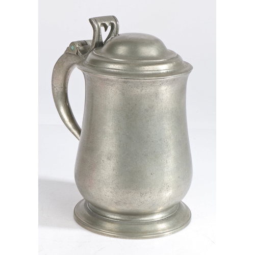 74 - A George II pewter OEAS quart dome-lidded tulip-shaped tankard, circa 1740

 With plain body, pierce... 