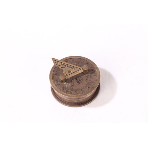 126 - STANLEY LONDON COMPASS. Stanley London Compass, the top with sundial dated 1862, the top open to rev... 