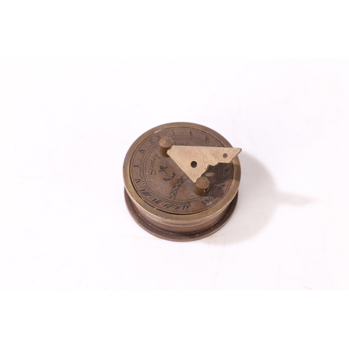 126 - STANLEY LONDON COMPASS. Stanley London Compass, the top with sundial dated 1862, the top open to rev... 