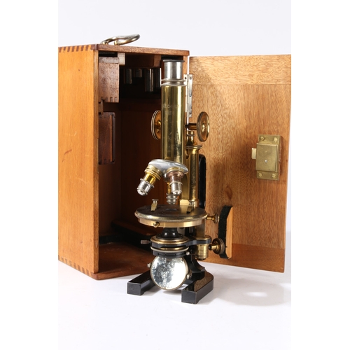 131 - A LATE 19TH/EARLY 20TH CENTURY MICROSCOPE BY C. REICHERT WEIN NO 44710. A late 19th/Early 20th centu... 