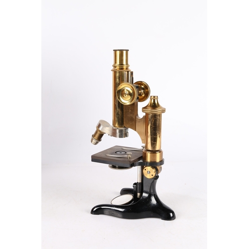 134 - A E LEITZ WETZLAR NO104629 MICROSCOPE. A E Leitz Wetzlar No104629 microscope, brass and black lacque... 