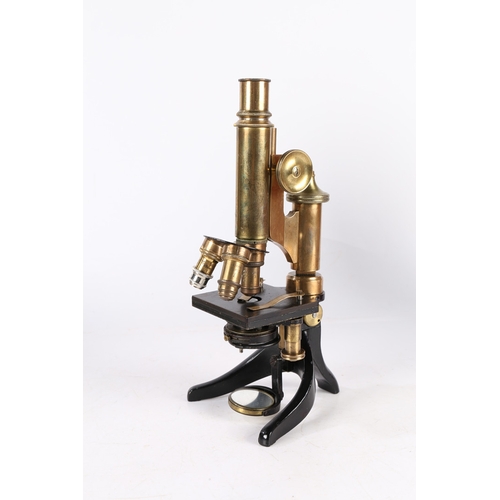 136 - A E LEITZ MICROSCOPE. A E Leitz microscope, brass and black lacquered, housed within a fitted case 3... 