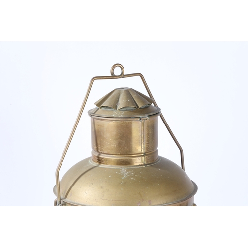 139 - AN EARLY 20TH CENTURY BRASS SHIPS LANTERN. An Early 20th century brass ships lantern, stamped 