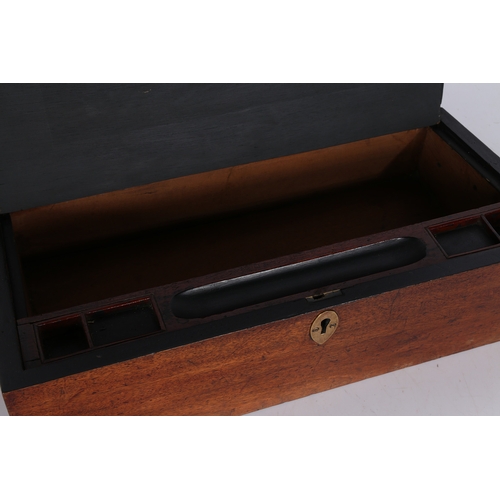 140 - A LARGE 19TH CENTURY MAHOGANY WRITING SLOPE. A Large 19th century mahogany writing slope, the top pa... 