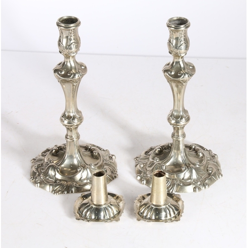 179 - A PAIR OF GEORGE III PAKTONG CANDLESTICKS, CIRCA 1765. Each with tulip-shaped socket and detachable ... 