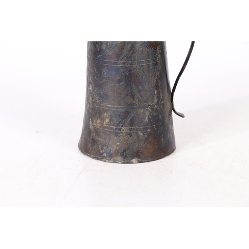 3 - A RARE CHARLES I PEWTER ALE QUART STRAIGHT-SIDED TAVERN POT, CIRCA 1640. The slender tapering body w... 