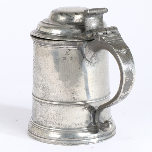 4 - A GEORGE I PEWTER OEWS QUART DOMED-LIDDED STRAIGHT-SIDED TANKARD, CIRCA 1720. The drum with low slen... 