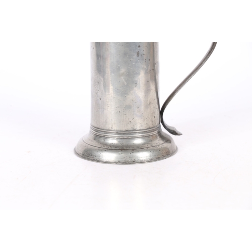 68 - A SMALL CHARLES II PEWTER BEEFEATER FLAGON, CIRCA 1680. The straight-sided drum plain except for pai... 