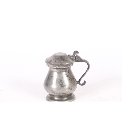 69 - A VICTORIAN PEWTER IMPERIAL HALF-PINT DOME-LIDDED BULBOUS MEASURE, EDINBURGH, CIRCA 1870. Cast touch... 