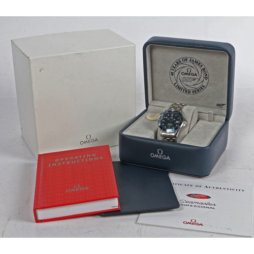 107 - AN OMEGA SEAMASTER PROFESSIONAL DIVER LIMITED SERIES 40 YEARS OF JAMES BOND GENTLEMAN'S STAINLESS ST... 