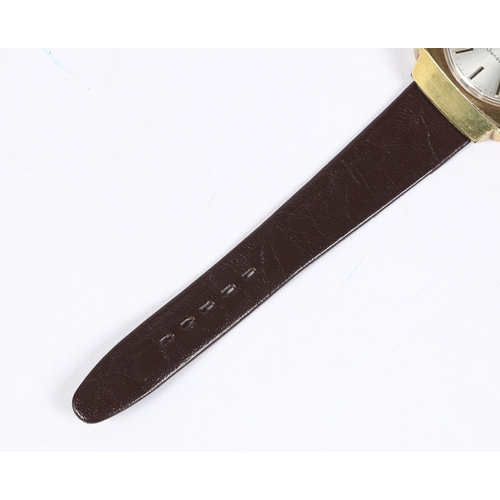 121 - AN OMEGA GENEVE GOLD PLATED GENTLEMAN'S WRISTWATCH. the signed silver dial with baton markers, outer... 