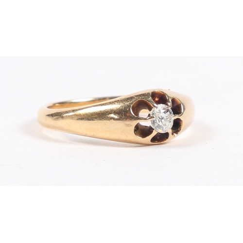 13 - A YELLOW METAL AND DIAMOND SOLITAIRE RING. the pierced head set with a single round cut diamond, rin... 