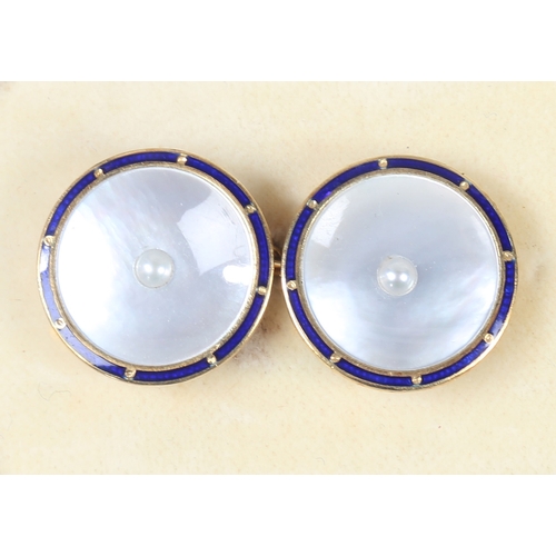 69 - A PAIR OF 18 CARAT GOLD, BLUE ENAMEL, PEARL AND MOTHER OF PEARL CUFFLINKS. of circular form, with ce... 