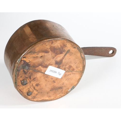 130 - A SMALL19TH CENTURY COPPER PAN, ENGLISH. Of cylindrical form, with applied base, and stamped with th... 