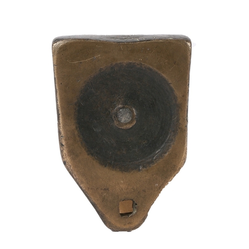 429 - AN IMPORTANT HENRY VII BRONZE WOOL WEIGHT, CIRCA 1495. Of shield shape, cast with the Royal Arms of ... 