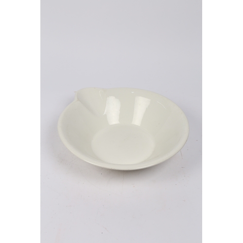 283 - A LARGE EARLY 20TH CENTURY DAIRY CREAM PAN. The large ironstone cream pan with pouring lip, marked t... 