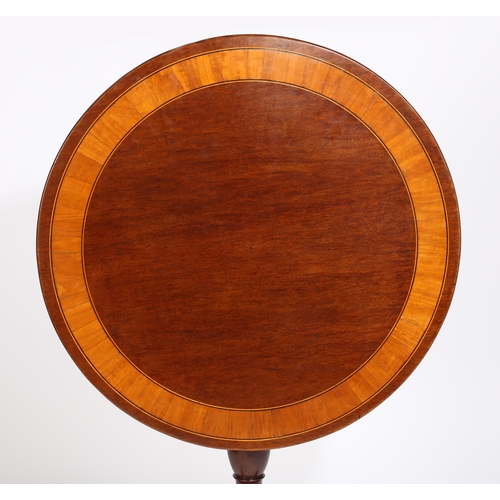 29 - A 19TH CENTURY MAHOGANY AND SATINWOOD BANDED OCCASIONAL TABLE. The circular tilt top inlaid with a s... 