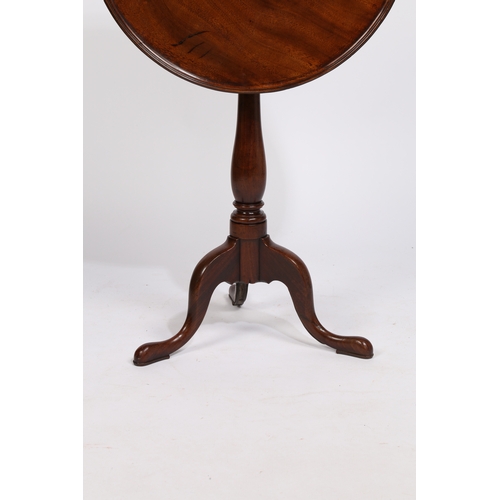 38 - A GEORGE III MAHOGANY DISH TOP OCCASIONAL TABLE. having a circular dish top above a baluster column ... 